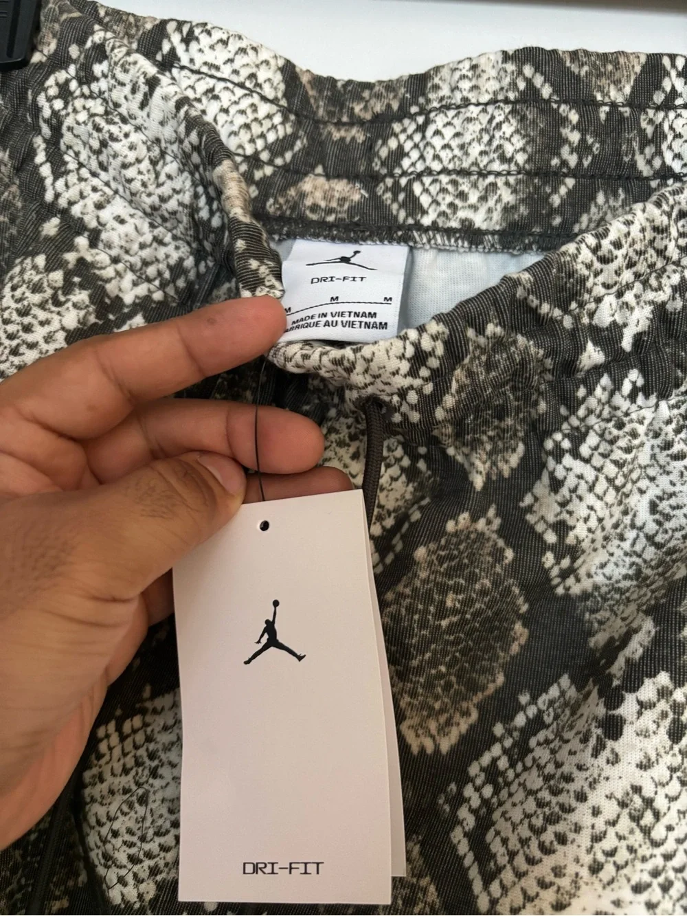 Jordan Men's Sport Dri-FIT Printed Fleece Pants Size M